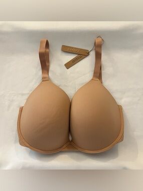 SKIMS FITS EVERYBODY PUSH-UP BRA